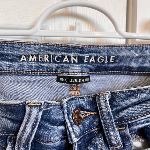 American Eagle Highest Rise Distressed Jegging - Picture 2 of 7